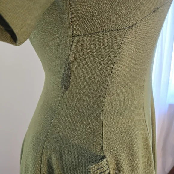 Elegant Green Women's Dress - Picture 4 of 6